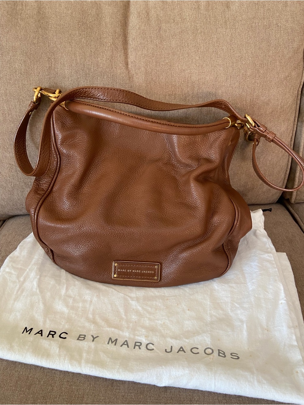 Marc by Marc Jacobs Brown Pebbled Leather Shoulder Bag w/ dust bag